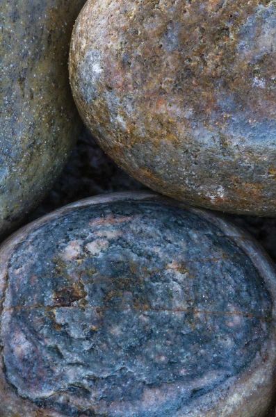 South Buckballbaai Cluster of rounded rocks
